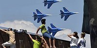 Крылья складывают в положенном месте